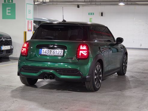 Mini Cooper Classic Launch Pack Third Generation — пробег 20 704 км — фото 4 из 5