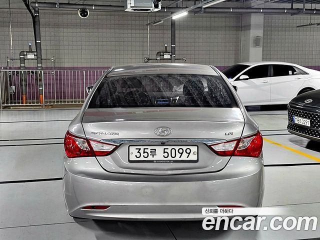 Hyundai Sonata CVVL Style — пробег 137 424 км — фото 4 из 5