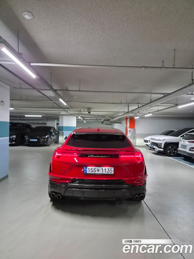Lamborghini Urus 4.0 V8 Performante — пробег 11 500 км — фото 4 из 5