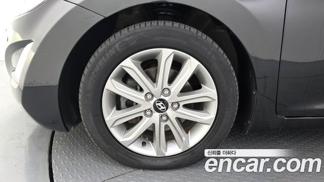 Hyundai AVANTE из Кореи Encar