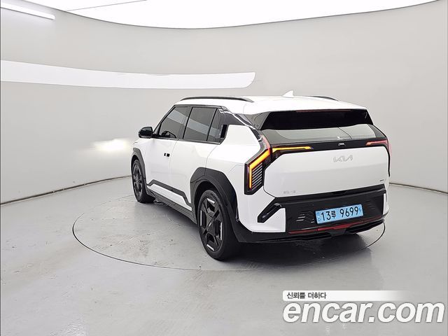 Kia EV3 из Кореи Encar