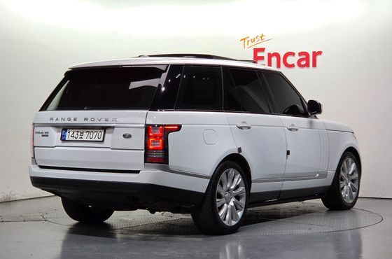 Land Rover Range Rover 4.4 SDV8 Vogue SE DIESEL — пробег 138 638 км — фото 2 из 5
