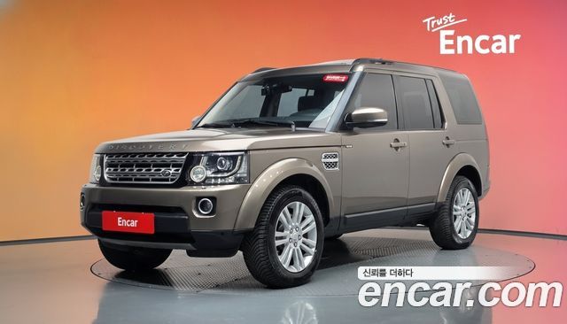 Land Rover Discovery 3.0 SDV6 HSE — пробег 164 672 км — фото 1 из 5