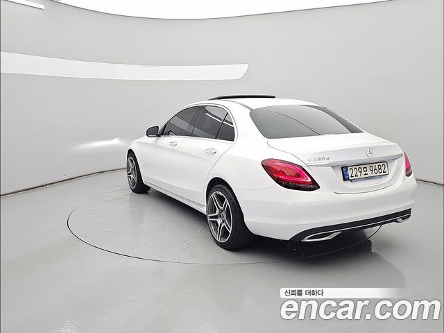 Mercedes-Benz C-Class из Кореи Encar