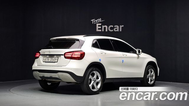 Mercedes-Benz GLA-Class GLA220 — пробег 58 753 км — фото 2 из 5