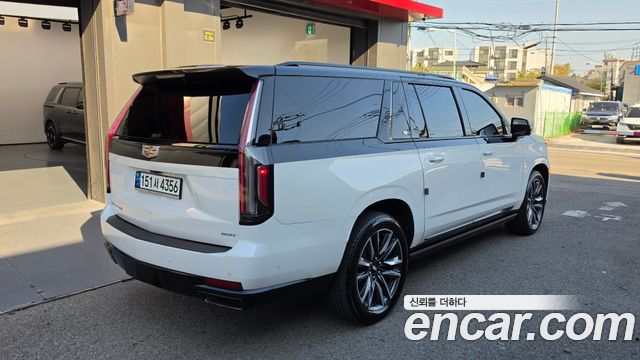 Cadillac Escalade 6.2 ESV ESV Sports Platinum — пробег 41 705 км — фото 2 из 5