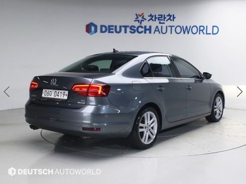 Volkswagen Jetta 2.0 TDI BlueMotion Premium 6th — пробег 100 408 км — фото 3 из 5