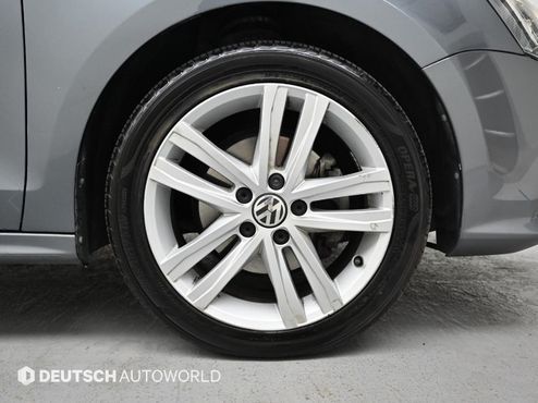 Volkswagen Jetta 2.0 TDI BlueMotion Premium 6th — пробег 100 408 км — фото 5 из 5
