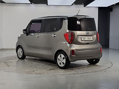 Kia RAY Luxury — пробег 175 183 км — фото 3 из 5