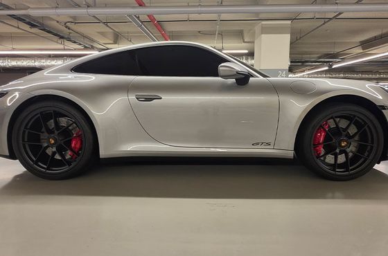 Porsche 911 Carrera 4 GTS — пробег 1 041 км — фото 5 из 5