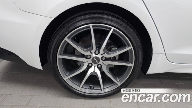 Genesis G70 из Кореи Encar