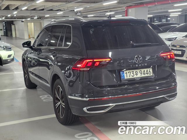 Volkswagen Tiguan 2.0 TDI Premium — пробег 46 393 км — фото 4 из 5