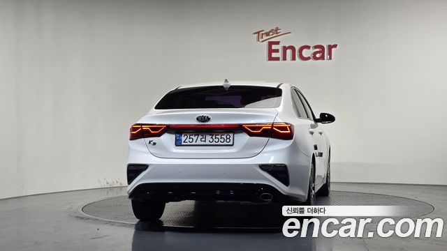 Kia K3 из Кореи Encar