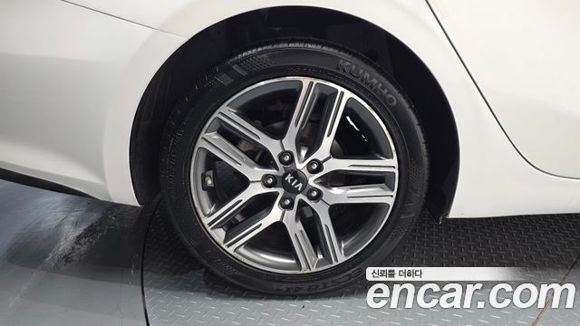 Kia K3 из Кореи Encar