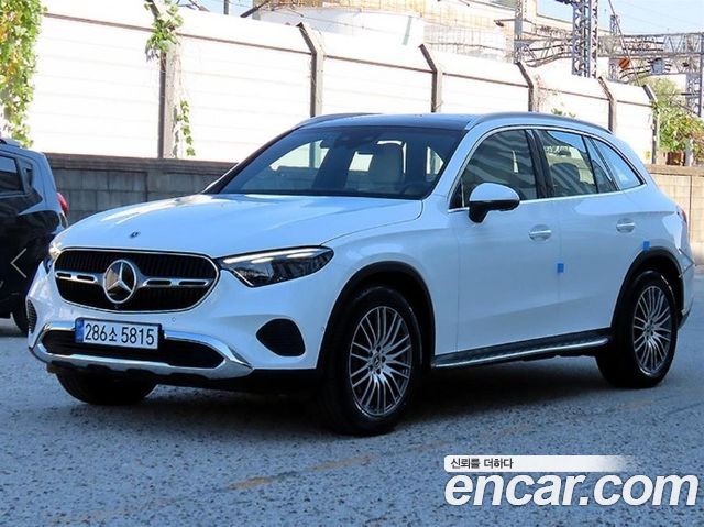 Mercedes-Benz GLC-Class GLC220 d 4MATIC — пробег 2 557 км — фото 2 из 5