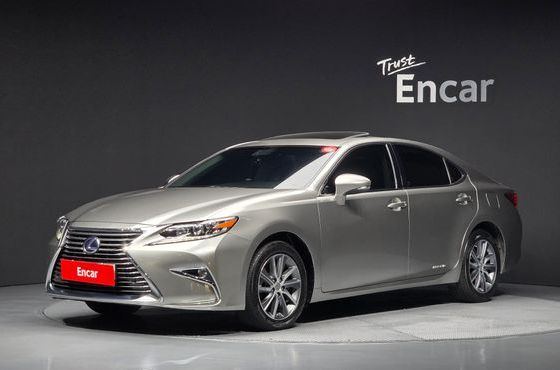 Lexus ES Supreme XV60 — пробег 122 436 км — фото 1 из 5