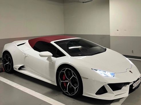 Lamborghini Huracan LP640-4 EVO Spyder — пробег 19 000 км — фото 4 из 5