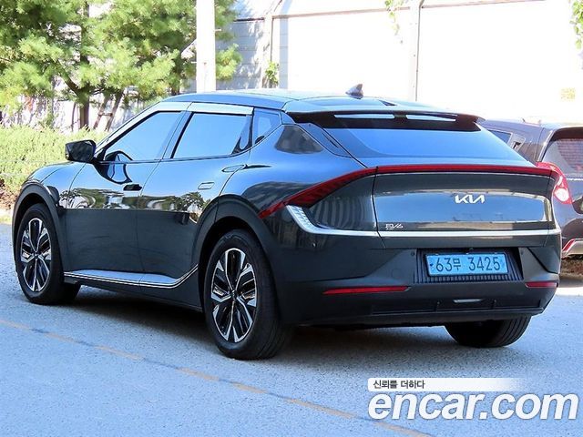 Kia EV6 Long Range 4WD Air — пробег 24 467 км — фото 2 из 5
