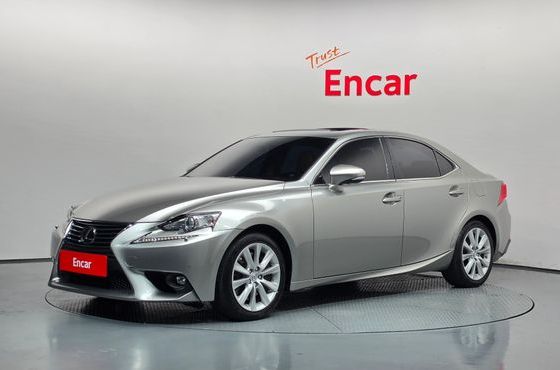 Lexus IS Premium — пробег 99 430 км — фото 1 из 5