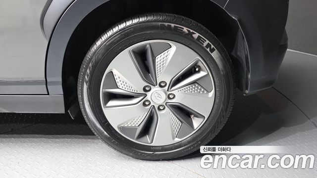 Hyundai Kona из Кореи Encar