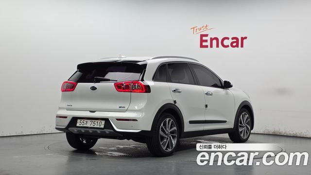 Kia Niro из Кореи Encar