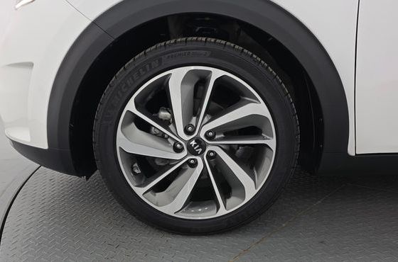 Kia Niro Prestige — пробег 41 419 км — фото 5 из 5