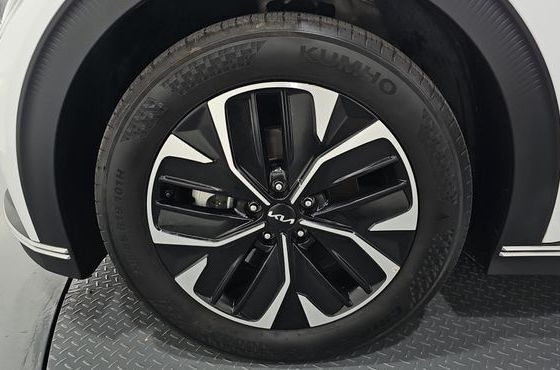Kia EV6 Long Range Light — пробег 48 419 км — фото 5 из 5