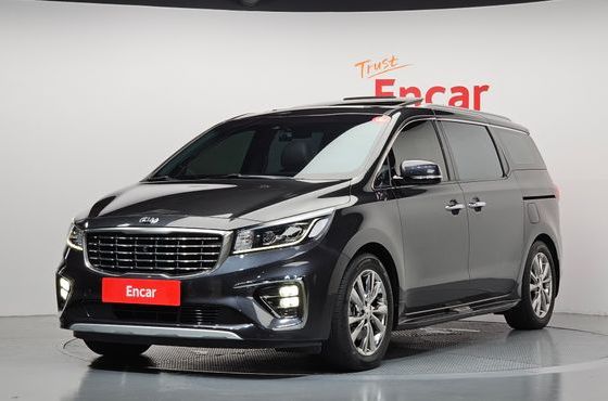 Kia Carnival Gasoline 9-Seater Noblesse Special — пробег 95 470 км — фото 1 из 5