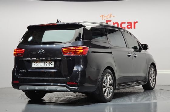 Kia Carnival Gasoline 9-Seater Noblesse Special — пробег 95 470 км — фото 2 из 5