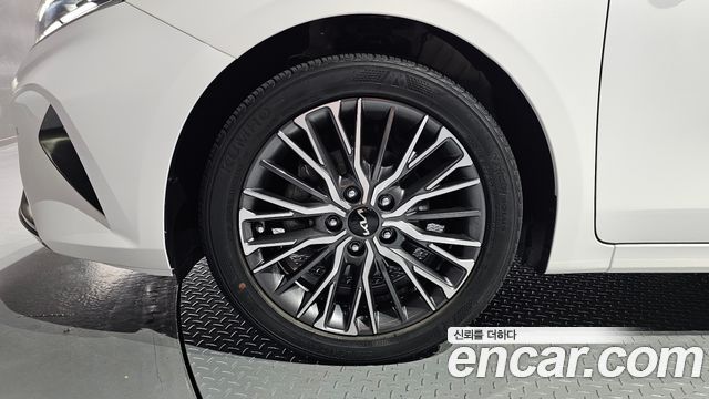Kia K3 из Кореи Encar