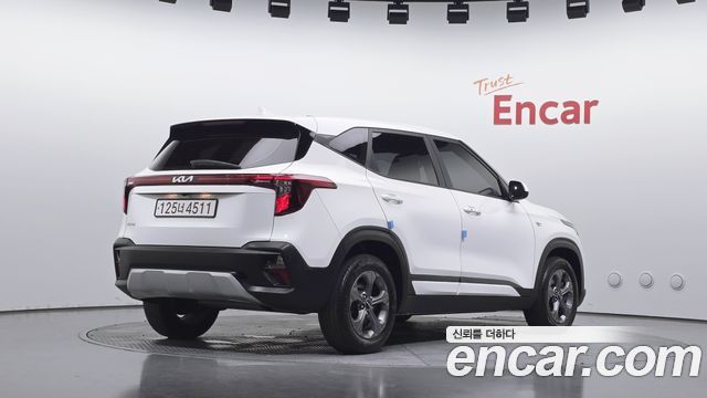 Kia Seltos из Кореи Encar