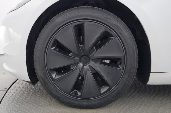 Tesla Model 3 Long Range AWD — пробег 42 863 км — фото 5 из 5