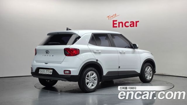 Hyundai Venue из Кореи Encar