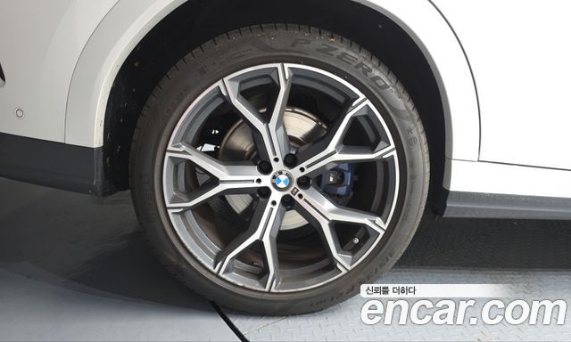 BMW X6 xDrive40i M Sport — пробег 85 996 км — фото 5 из 5
