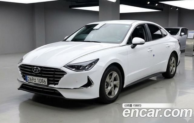 Hyundai Sonata 2.0 Smart — пробег 105 800 км — фото 1 из 5