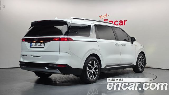 Kia Carnival Diesel 9-Seater Noblesse — пробег 71 190 км — фото 2 из 5