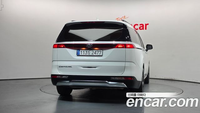 Kia Carnival Diesel 9-Seater Noblesse — пробег 71 190 км — фото 4 из 5