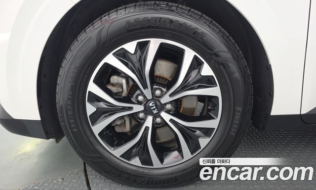 Kia Carnival Diesel 9-Seater Noblesse — пробег 71 190 км — фото 5 из 5