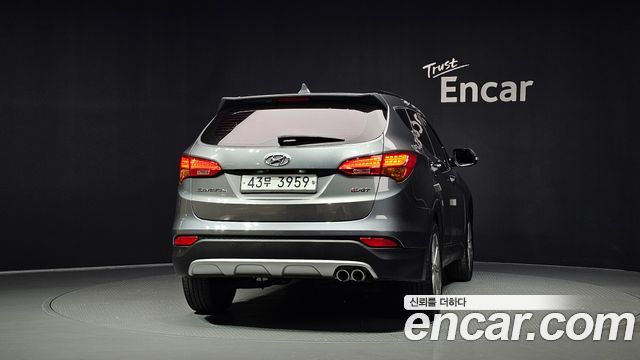 Hyundai Santafe Diesel(e-VGT) 2.0 2WD Exclusive — пробег 142 538 км — фото 4 из 5