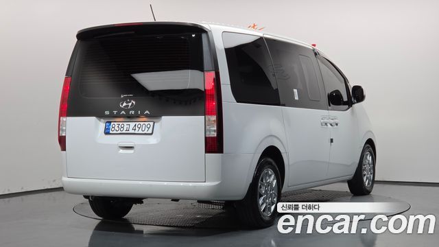 Hyundai Staria из Кореи Encar