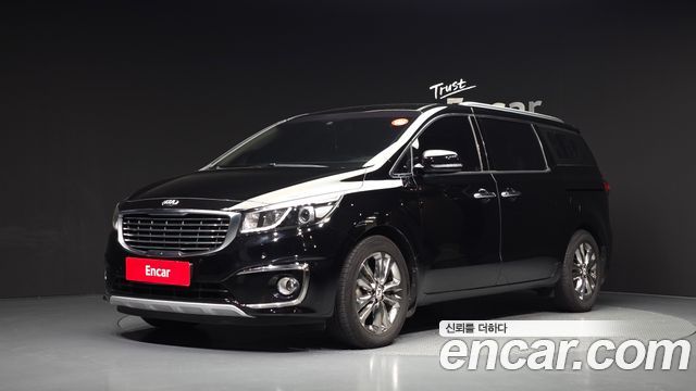 Kia Carnival 7-seater Limousine VIP — пробег 188 304 км — фото 1 из 5