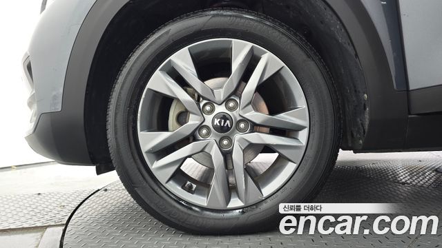 Kia Seltos Diesel 1.6 2WD Prestige — пробег 112 775 км — фото 5 из 5