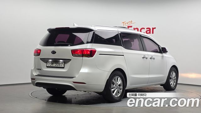 Kia Carnival 11-seater Luxury — пробег 157 763 км — фото 2 из 5