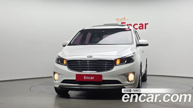 Kia Carnival 11-seater Luxury — пробег 157 763 км — фото 3 из 5