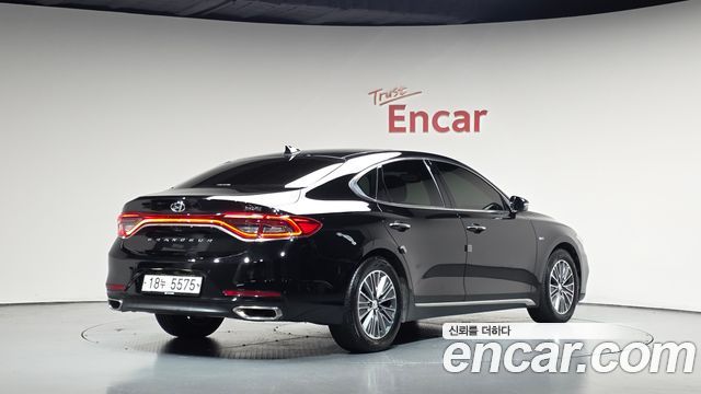 Hyundai Grandeur Exclusive Special — пробег 34 559 км — фото 2 из 5