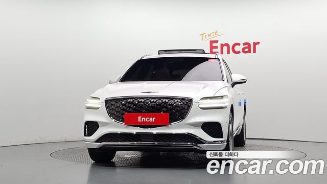 Genesis GV70 2.5T Gasoline AWD — пробег 15 041 км — фото 3 из 5