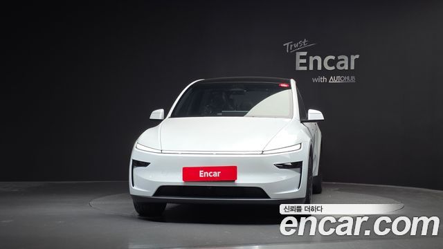 Tesla Model Y L Long Range AWD — пробег 12 км — фото 3 из 5