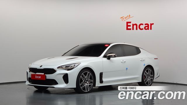 Kia Stinger 2.0 Turbo 2WD Platinum — пробег 104 158 км — фото 1 из 5