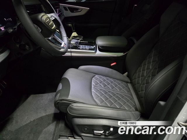 Audi Q8 50 TDI Quattro Premium — пробег 1 100 км — фото 4 из 5