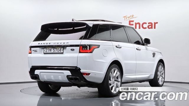 Land Rover Range Rover Sport 3.0 SDV6 HSE Dynamic — пробег 95 106 км — фото 2 из 5